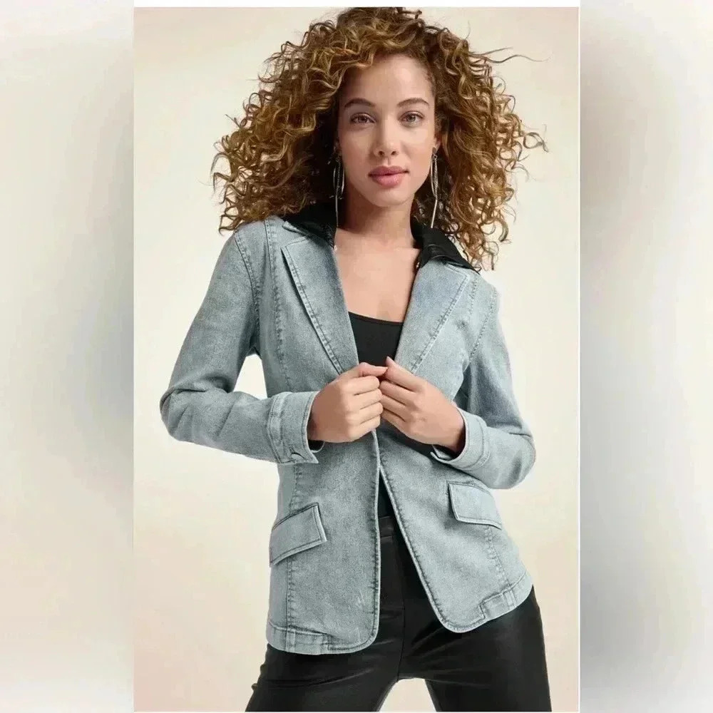 VENUS Women’s jean jacket with snake skin hood
